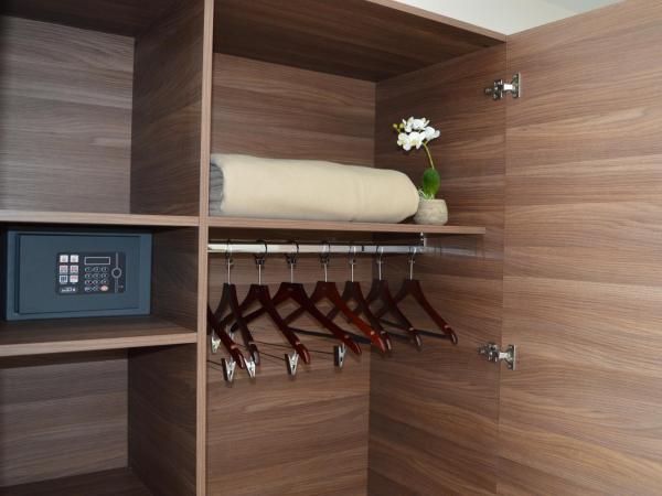 Hotel Port Toga : photo 4 de la chambre chambre double ou lits jumeaux supérieure - vue sur mer