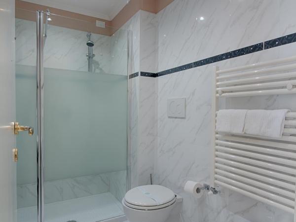 Home Grifondoro Affittacamere : photo 8 de la chambre chambre double avec balcon