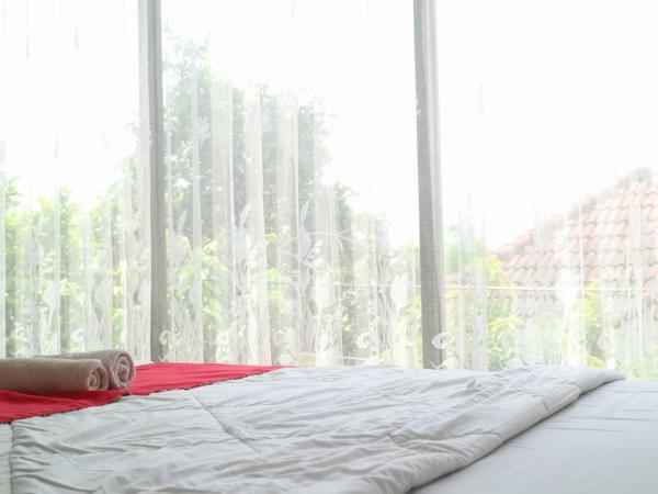 The Homey Rooms and Tours : photo 3 de la chambre chambre quadruple avec salle de bains privative