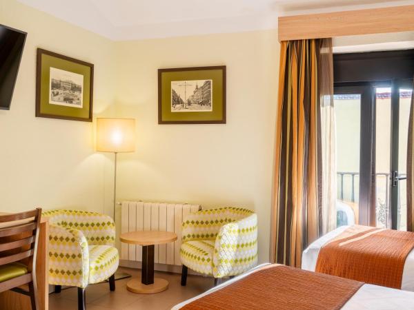 Hostal Ballesta : photo 6 de la chambre chambre triple