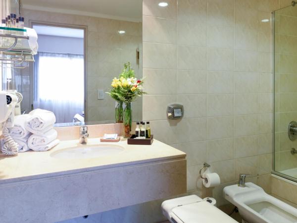 Argenta Tower Hotel & Suites : photo 2 de la chambre studio triple standard