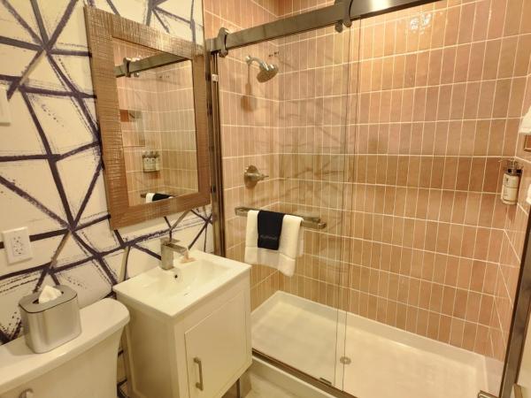 Mayfair Hotel, Ascend Hotel Collection : photo 1 de la chambre chambre lit king-size deluxe - vue sur ville