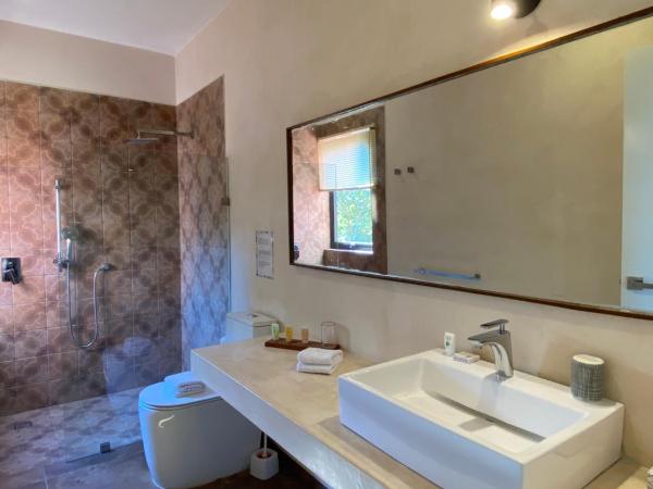 Panacea Condo Tulum : photo 6 de la chambre suite junior avec piscine privée