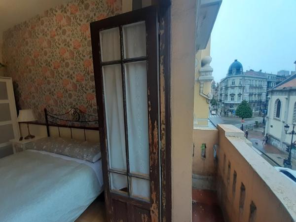 Uría 25 rooms : photo 5 de la chambre chambre double avec salle de bains privative