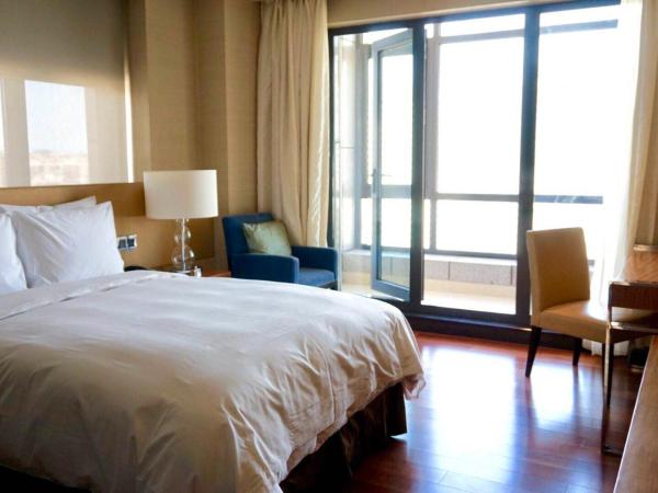 The Sandalwood Beijing Marriott Executive Apartments : photo 4 de la chambre two-bedroom apartment + 200㎡ + private bedroom + private living room + open-plan kitchen + laundry room + complimentary high-speed internet