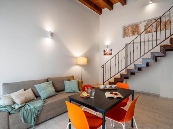 Open Sicily Homes - Near the Central Train Station : photo 2 de la chambre appartement avec balcon