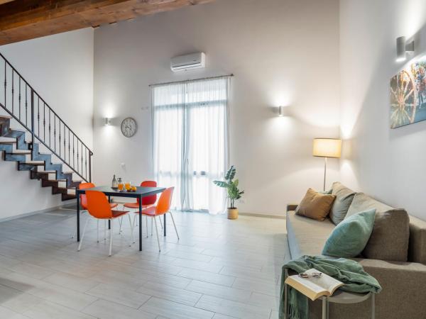 Open Sicily Homes - Near the Central Train Station : photo 4 de la chambre appartement avec balcon
