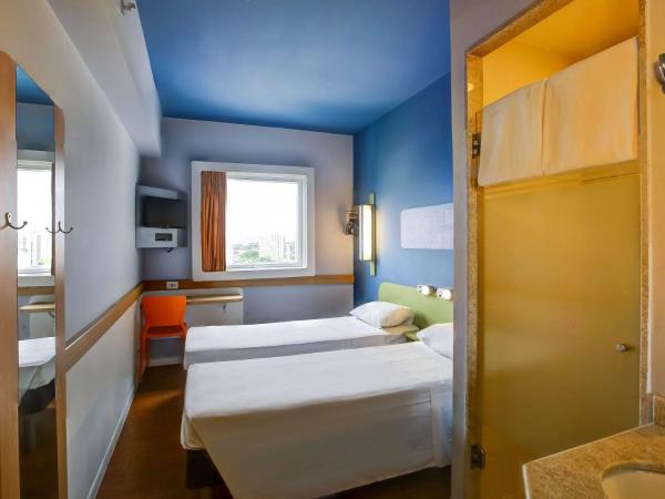 ibis budget Rio de Janeiro Nova America : photo 2 de la chambre chambre lits jumeaux