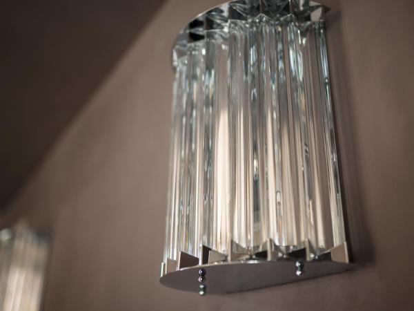 Liassidi Wellness Suites : photo 6 de la chambre suite d'angle lit queen-size avec bain turc - vue sur canal