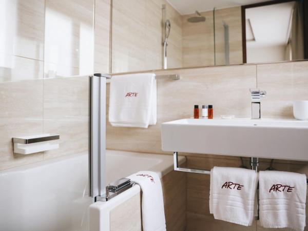 Hotel Arte : photo 3 de la chambre suite junior avec balcon