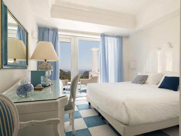 La Residenza Capri : photo 1 de la chambre chambre double deluxe avec terrasse - vue sur mer