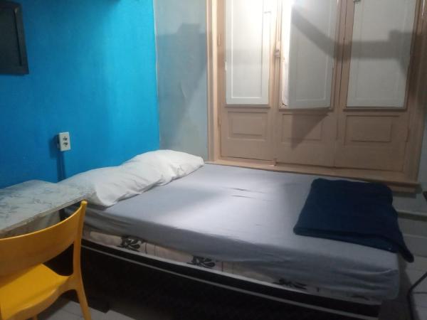 Hostel Sapucali : photo 8 de la chambre chambre triple Économique avec salle de bains commune