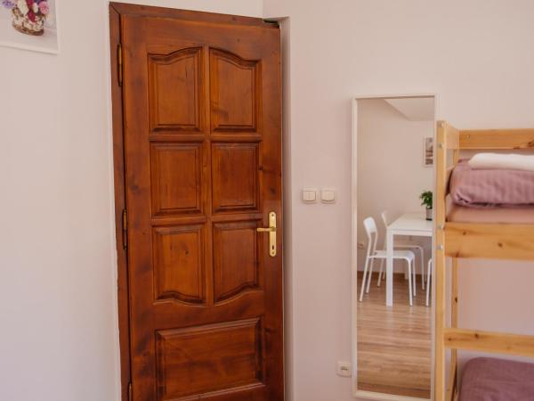 Girls Willa : photo 10 de la chambre lit superposé dans dortoir pour femmes 