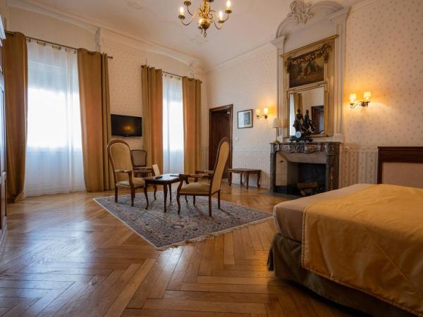 Cit'Hotel Sphinx - Hotel : photo 4 de la chambre chambre familiale