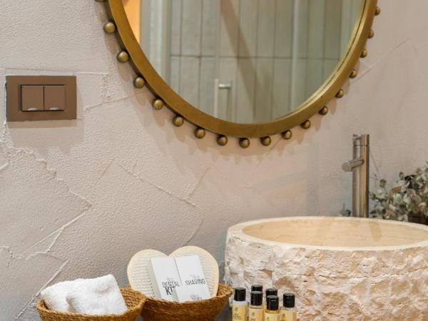 Casa Sur Antalya : photo 4 de la chambre suite room with bathtub 