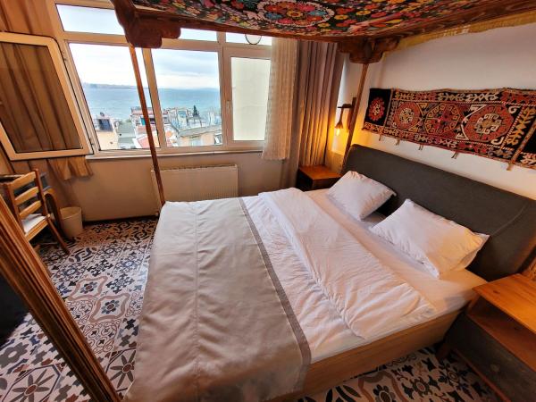 Marmara Guesthouse : photo 1 de la chambre chambre double - vue sur mer
