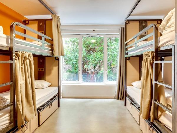 The People - Lille : photo 1 de la chambre lit dans dortoir mixte de 4 lits avec salle de bains privée