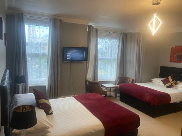 Diamonds Lodge near York Hospital : photo 2 de la chambre chambre quadruple supérieure