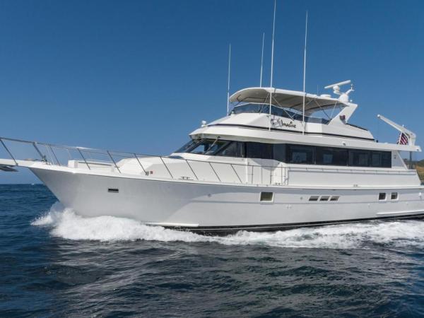 Luxury Afloat Yacht Paradise 3 bedrooms 3bath 5 beds with full Marina view : photo 2 de la chambre mobile home