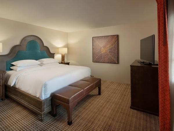 Royal Palms Resort and Spa, part of Hyatt : photo 9 de la chambre suite junior lit king-size