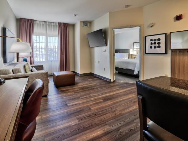 Staybridge Suites - Albuquerque Airport, an IHG Hotel : photo 1 de la chambre suite 1 chambre avec 2 lits doubles