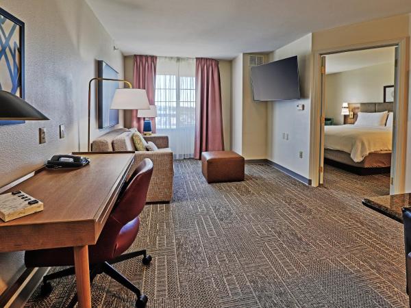 Staybridge Suites - Albuquerque Airport, an IHG Hotel : photo 1 de la chambre suite 1 chambre lit king-size