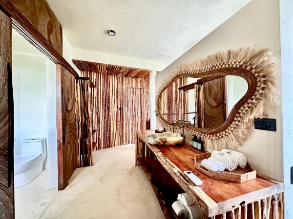 Orchid House Tulum Beach : photo 2 de la chambre suite lit king-size - vue sur mer