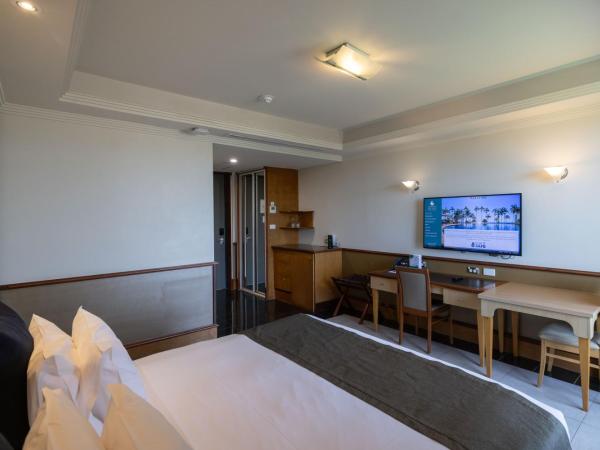 Mindil Beach Casino Resort : photo 8 de la chambre chambre lit king-size deluxe - vue sur océan