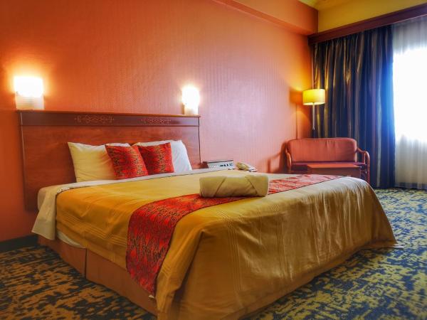 Hotel Grand Continental Kuching : photo 5 de la chambre chambre double deluxe