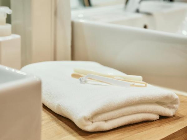 GuestHouse Hostel MangeTak ゲストハウス マングタック広島 : photo 7 de la chambre chambre lits jumeaux standard