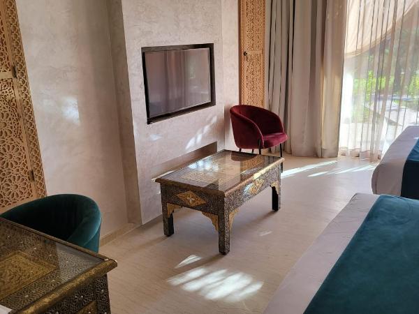 Hôtel Jardins de lina et lea : photo 4 de la chambre chambre double familiale