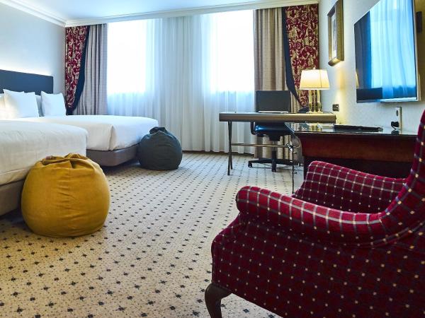 Hilton Antwerp Old Town : photo 7 de la chambre chambre king exécutive avec 2 lits king-size