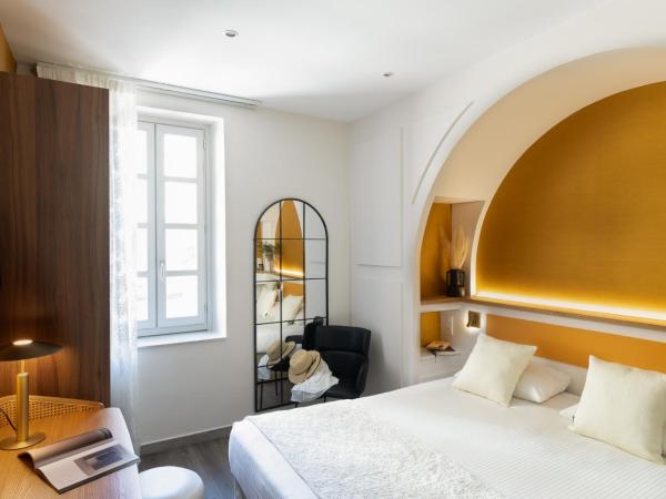 Best Western Hotel du Roy d'Aragon : photo 6 de la chambre chambre double confort