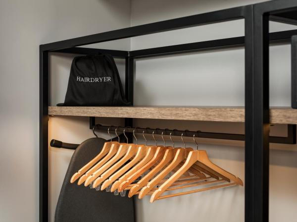 Radisson RED Hotel, Liverpool : photo 1 de la chambre chambre supérieure - vue st georges