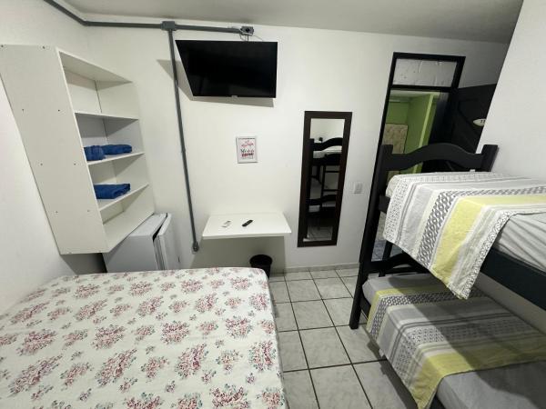 Dunas Hostel : photo 1 de la chambre chambre quadruple