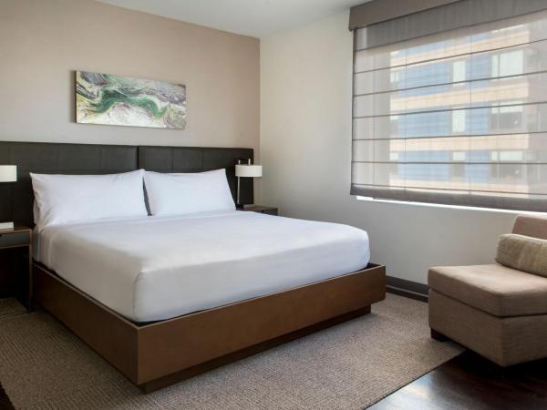 Element Boston Seaport District : photo 2 de la chambre chambre lit king-size traditionnelle