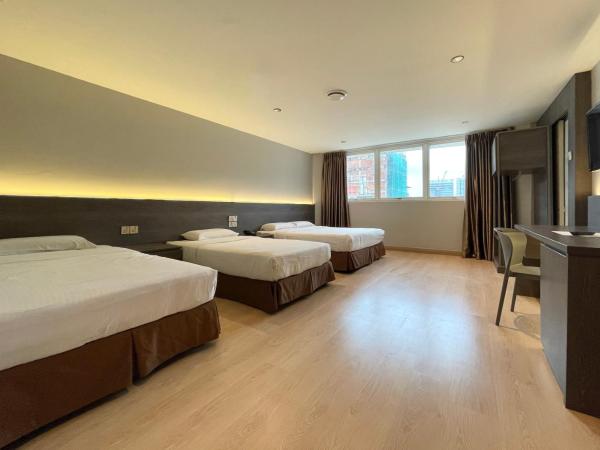 Hotel Imperial : photo 5 de la chambre chambre quadruple (4 adultes)