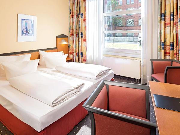 Victor's Residenz-Hotel Berlin Tegel : photo 1 de la chambre chambre double ou lits jumeaux standard