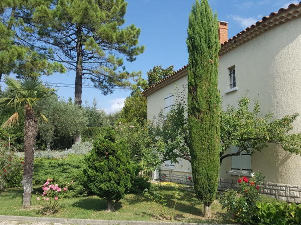le relais fleuri : photo 2 de la chambre chambre double avec salle de bains privative