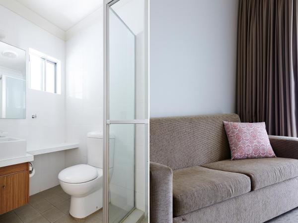 Bay Beach Motel : photo 1 de la chambre hébergement lit queen-size supérieur avec balcon - 1er Étage