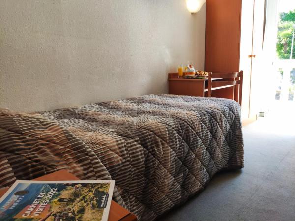 Hôtel Compostelle : photo 10 de la chambre chambre double standard