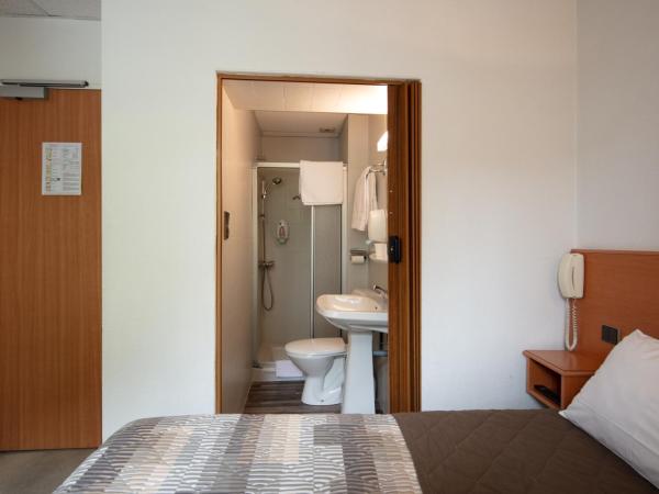 Hôtel Compostelle : photo 9 de la chambre chambre simple standard
