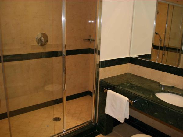 Residence gli Angioini srl : photo 3 de la chambre studio lit king-size deluxe