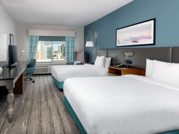 Hilton Garden Inn Charlotte Uptown : photo 3 de la chambre chambre avec 2 grands lits queen-size 