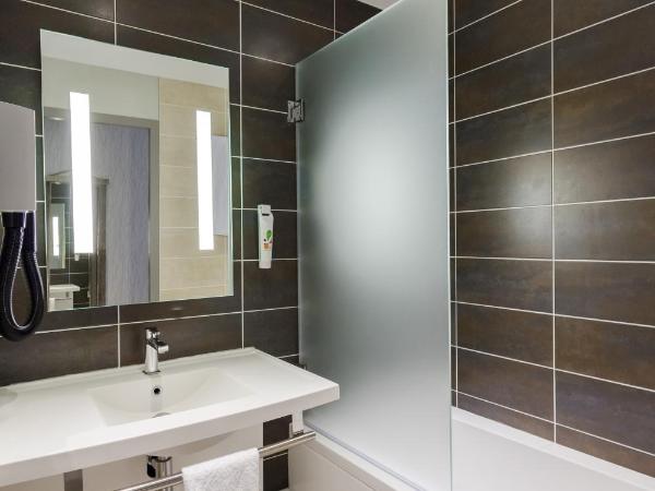 ibis Styles Vierzon : photo 6 de la chambre chambre lits jumeaux confort