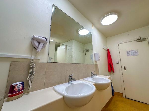 Hippo Lodge Backpackers : photo 2 de la chambre lit dans dortoir 6 lits