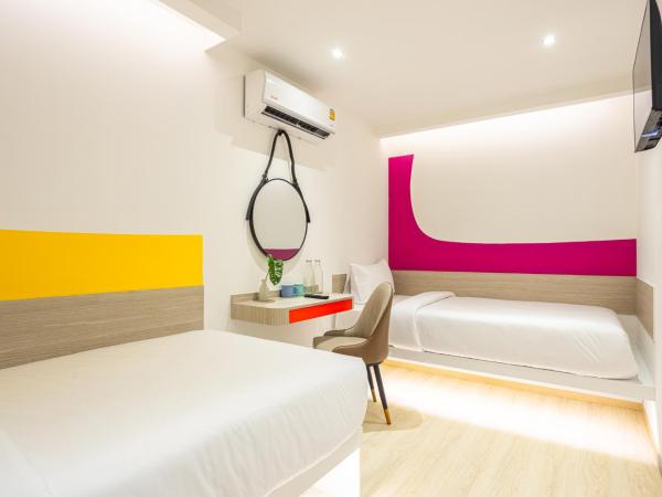 L MINITEL at Night Bazaar Chiangmai : photo 3 de la chambre chambre lits jumeaux Économique