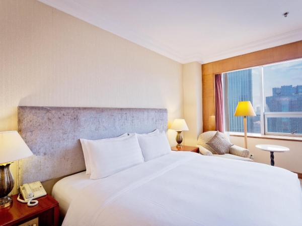 Crowne Plaza Qingdao, an IHG Hotel : photo 4 de la chambre chambre standard
