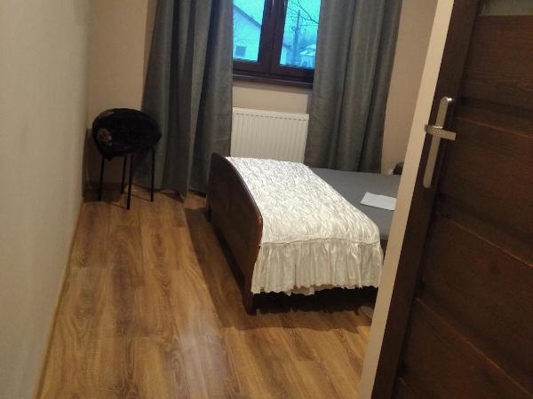 Hotelik rodzinny 365 pokoje z łazienkami : photo 6 de la chambre chambre double