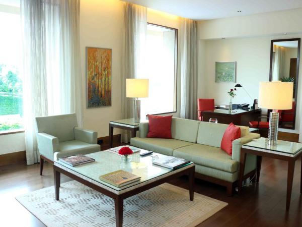 The Oberoi Gurgaon : photo 2 de la chambre suite deluxe - transferts aéroport aller-retour